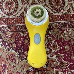 Clarisonic Mia 2 Special Goop Edition Yellow